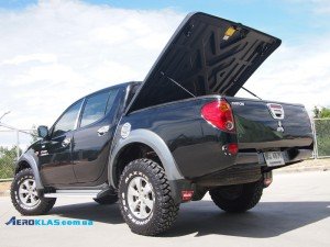 Mitsubishi L200 2006-2013 крышка SPEED Aeroklas из ABS пластика